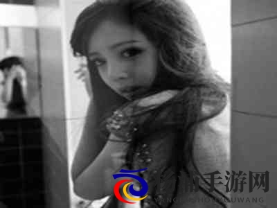 阿娇跪着吃J8陈冠希：新潮娱乐引爆现场桃色风波-2