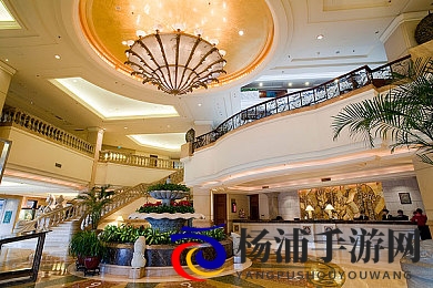 儿媳周莹回乡扫墓|儿媳妇周莹赴故地祭拜先人