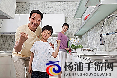 男朋友故意憋尿揉肚子|探索真实情感的创新游戏引发热潮-1