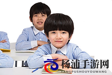 WC女厕毛茸茸撒尿间谍|洗手间内隐藏的毛绒秘密特工-1