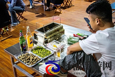 juliaann与小伙子内射|年轻美女激情缠绵男士激情射出-2