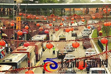 艳女直播|网络直播行业迎来内容规范新变革-1