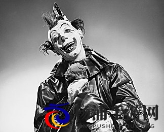 我用 擦同桌的|校园趣事折射青少年的内心世界