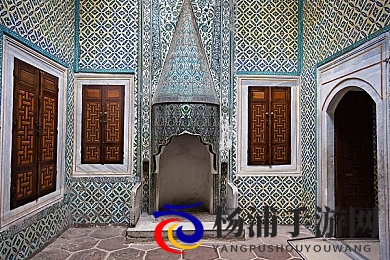 被夫部长侵犯的漂亮人妻|权力边界的阴影引发公众深思-3