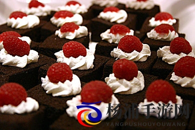 扒下小娇妻的内裤打屁股|家庭惩戒与隐私保护的法律与伦理探索-2