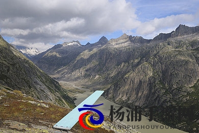 juliaann女教师在办公室|办公室里的优雅女老师朱莉安-1