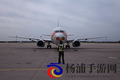 我半夜摸妺妺的奶c了她的|家庭隐私曝光引发社会震动-1