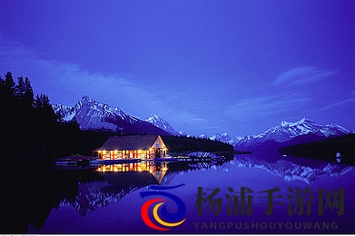 欧美鞭打臀部XXXXX|欧美地区臀部鞭打体验秀-1