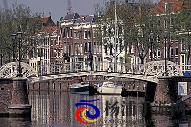 香港眼镜摄影师kk哥|电竞摄影新纪元视觉艺术引领行业潮流