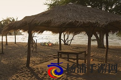 打扑牌两个人剧烈运动视频软件|双人激烈搏击娱乐视频平台-3