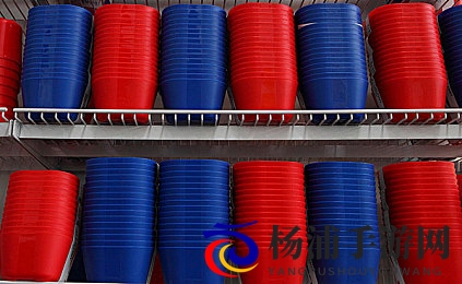 色情3D黄肉斗破苍穹游戏|虚拟世界的边界与责任-2