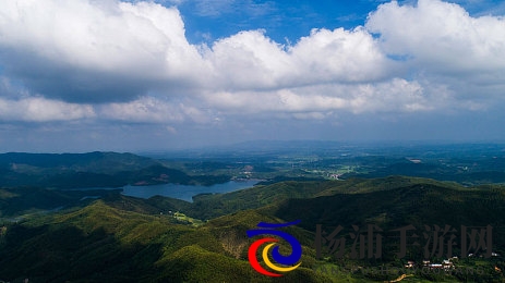 娜美被  黄漫扒衣服|海贼女神遭遇不良漫画侵扰导致衣物脱落-1