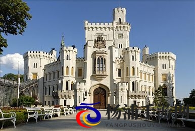 娇妻蒙着眼睛被按摩师3p|都市隐私新挑战引发社会思考-3