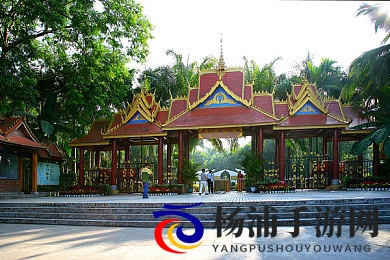 被医生用手指揉到了高潮|医生轻触引发情感激荡的瞬间-2