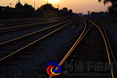 忘穿奶罩被同桌c了一节课|校园安全新警示青少年隐私保护亟须加强-2