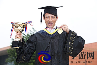 黄色软件下栽|守护青少年安全的数字娱乐新时代-1