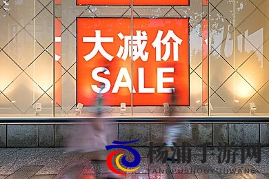 趁小表妺洗澡玩她捏她的胸|在她洗澡时偷偷触碰她的身体-3