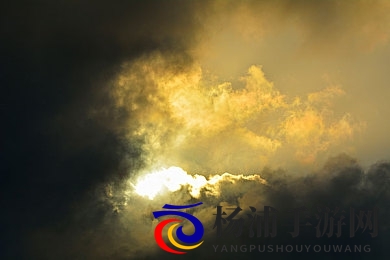 男男互摸jiji秘 无遮挡|男性之间的秘密亲密行为无遮挡展示-3