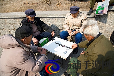 一帘之隔的按摩|窗间轻触的温柔护理