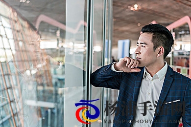 妓女 巨大 吸乳 动漫|成人题材巨乳插画作品欣赏