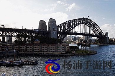 男人添女荫道口视频a|男子在隐秘处的精彩表演录像-2