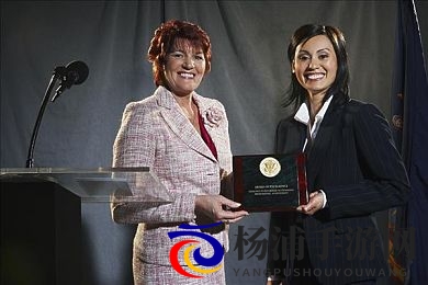 毛刷刷马眼折磨|刷子扫视马眼引发烦恼