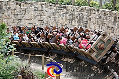 欧美毛茸茸|欧洲与美国的浓密绒毛风格